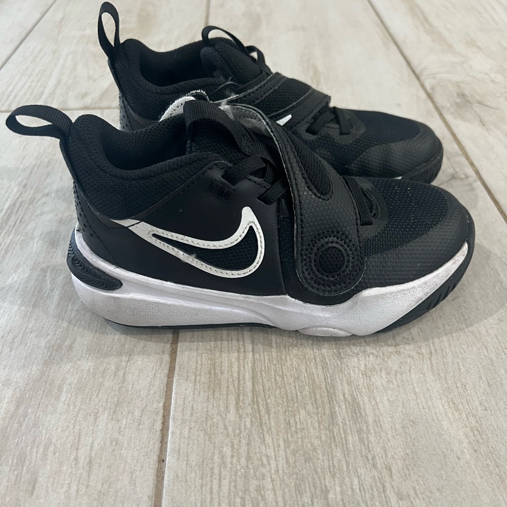 Nike Kids Black Athletic Shoes